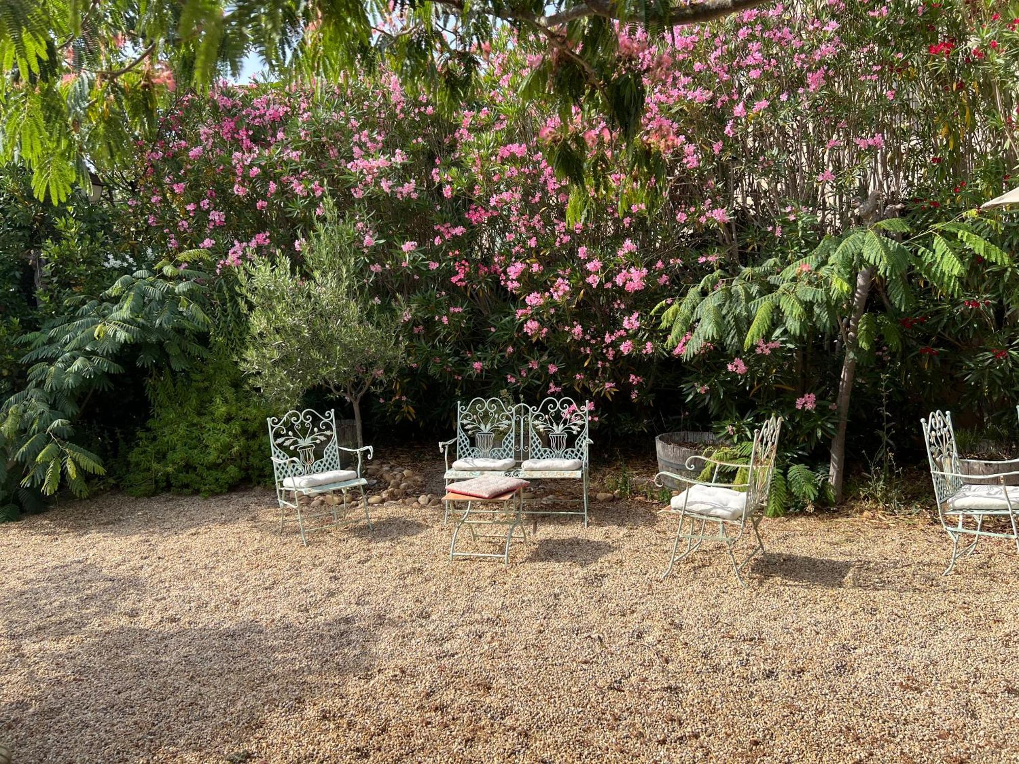 Vinauberge Poilhes エクステリア 写真